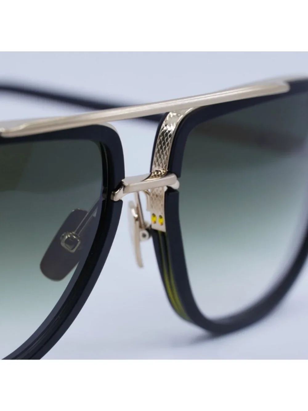 Dita MACH-ONE-DRX-2030-F-59 Sunglasses Black Aviator Frame, Green Lenses